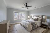 687 Oakview Cir - Photo 19