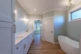 687 Oakview Cir - Photo 21