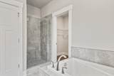 1811 Shadowbrook Ln - Photo 21