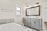 1811 Shadowbrook Ln - Photo 23