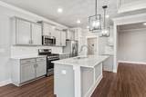 1811 Shadowbrook Ln - Photo 9