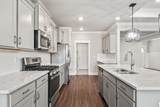 1811 Shadowbrook Ln - Photo 10