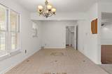 215 Oakview Cir - Photo 14