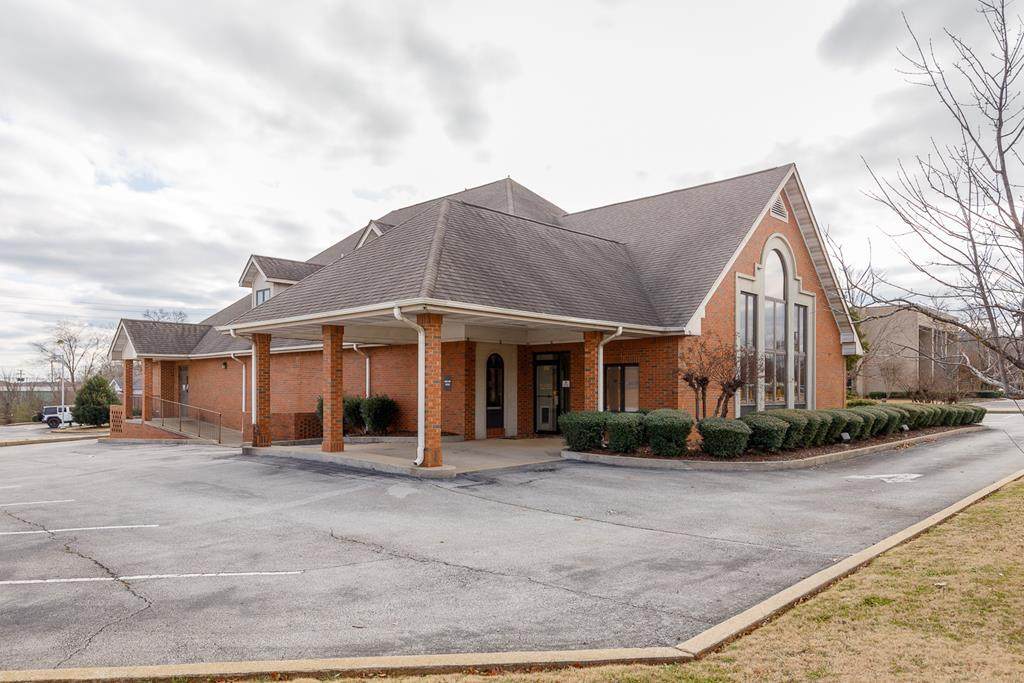202 Dr Hicks Blvd - Photo 1