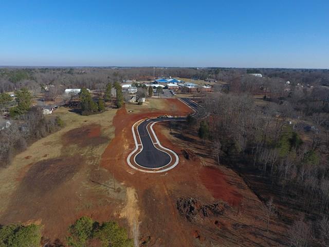 113 Willowbrook Dr - Photo 1
