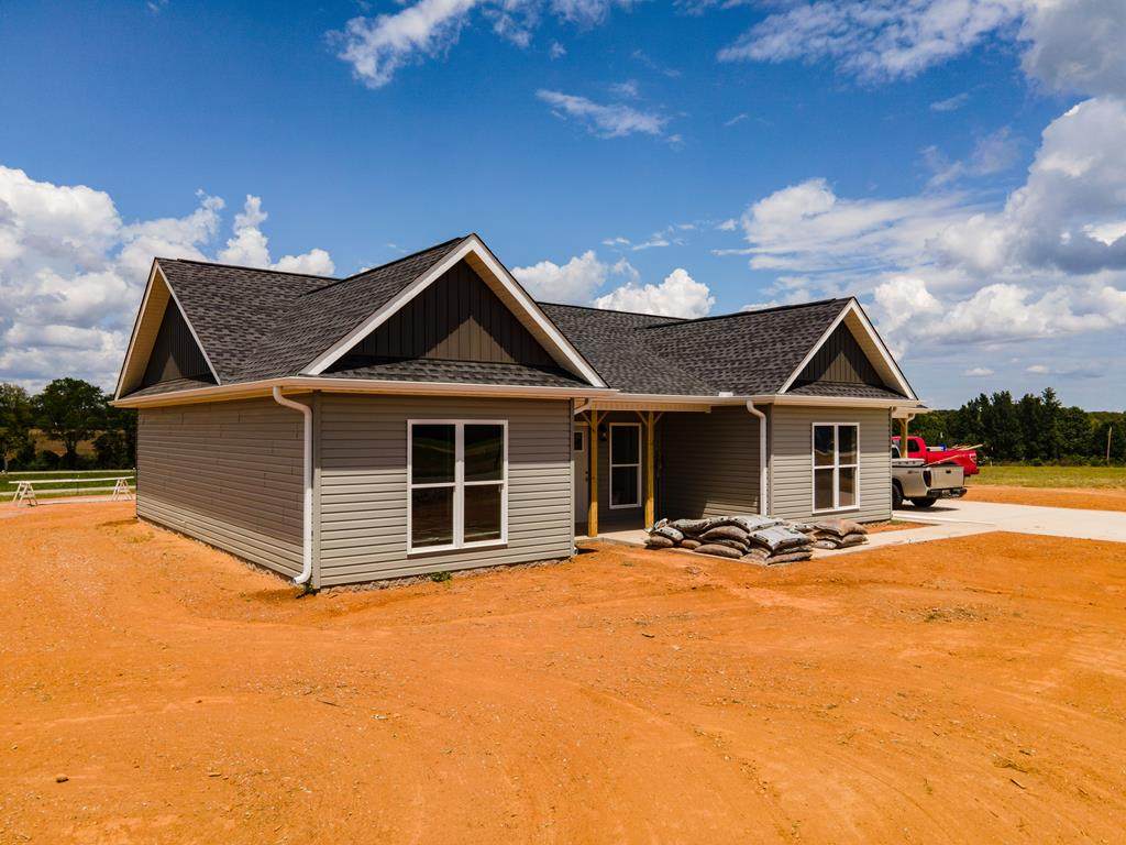 251 Skyview Circle - Photo 1