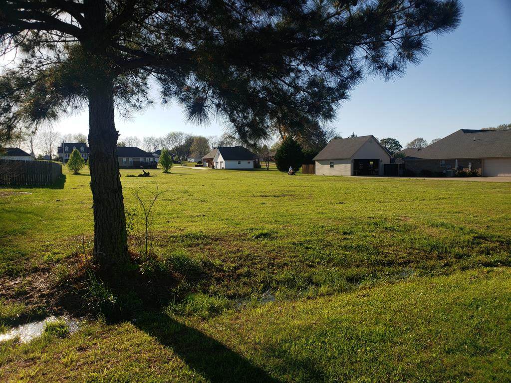 665 Cloverleaf Cr - Photo 1