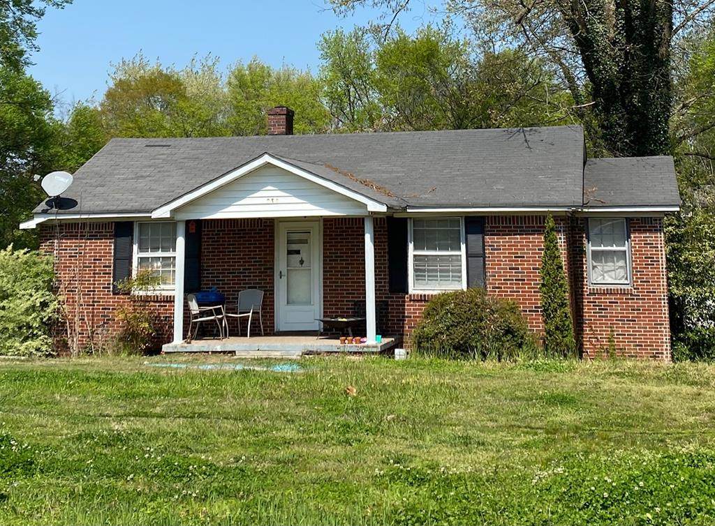 670 Sannoner Ave - Photo 1
