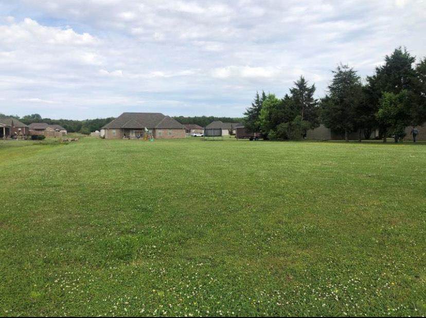 1446 Baker Ln - Photo 1