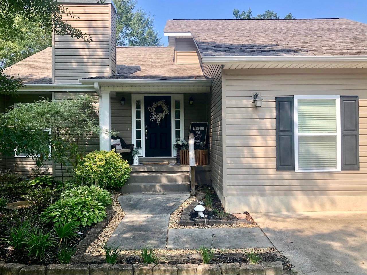 629 Reid Dr Nw - Photo 1