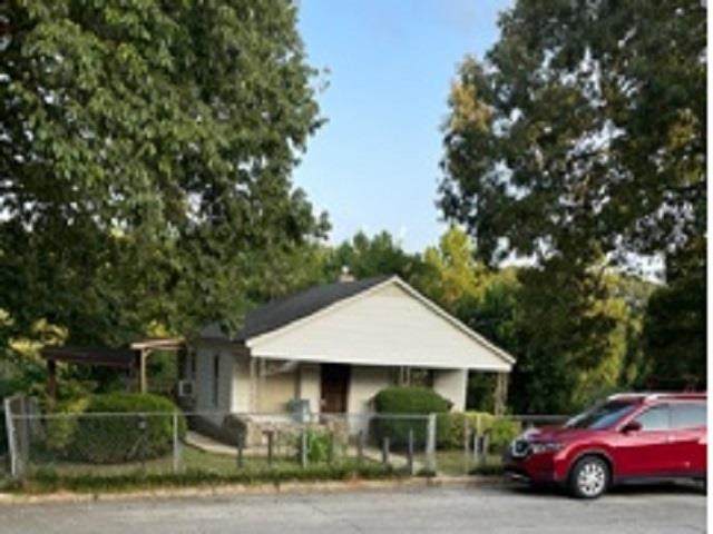 803 Madison St - Photo 1