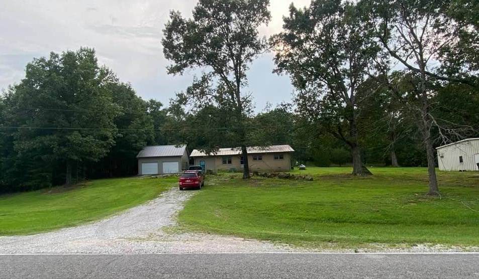 7815 Mt Mills Rd - Photo 1