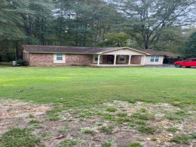 136 Pecan St - Photo 1
