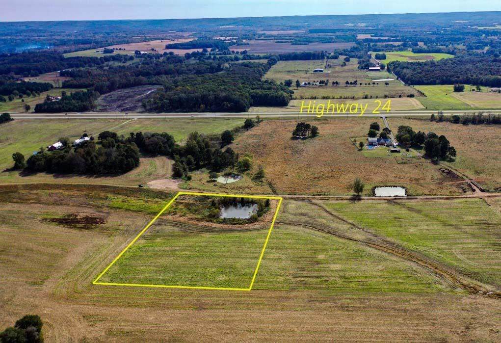171 Co Rd 113 - Photo 1