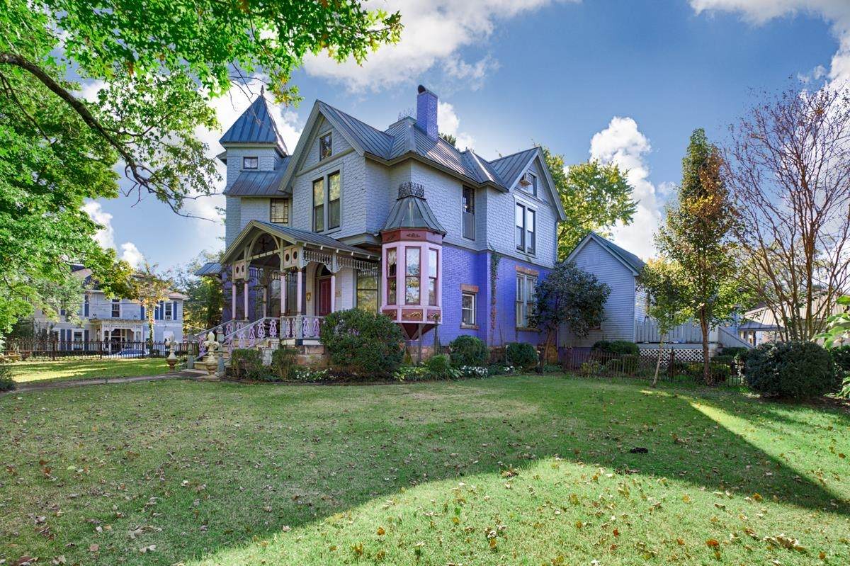 803 Meridian St - Photo 1