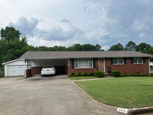 555 Malone Cir - Photo 1
