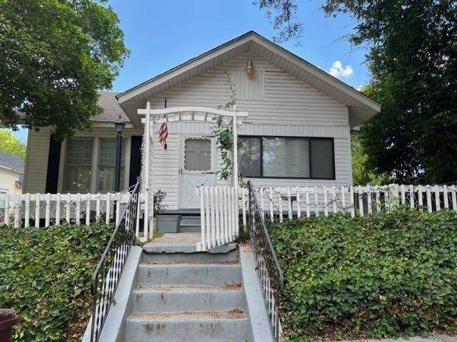 305 Riverbluff Dr - Photo 1