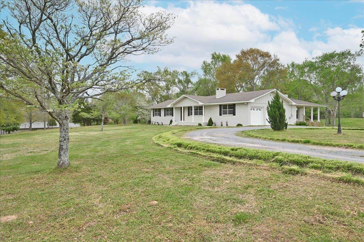 2271 Co Rd 599 - Photo 1