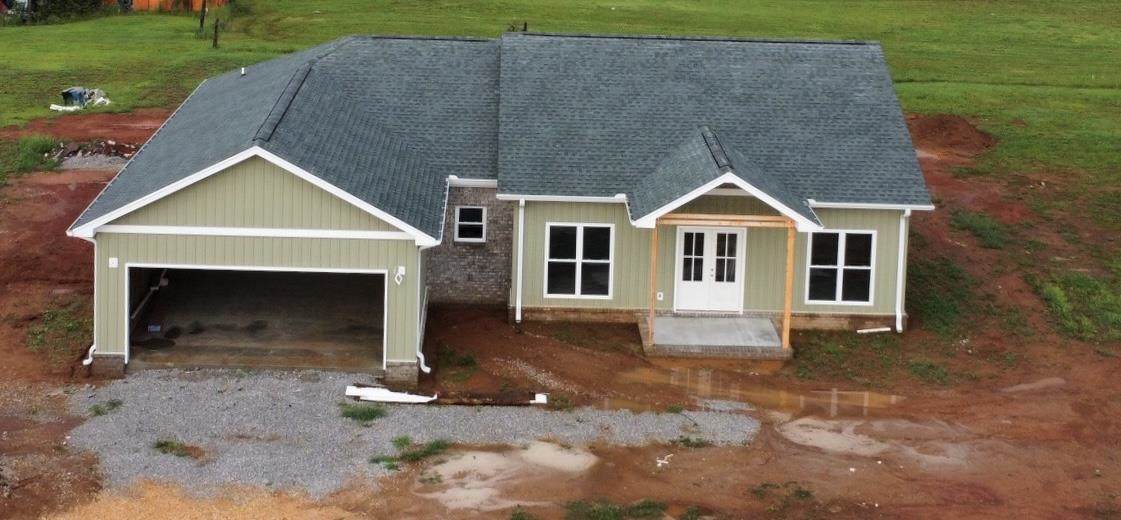 318 Skyview Cir - Photo 1