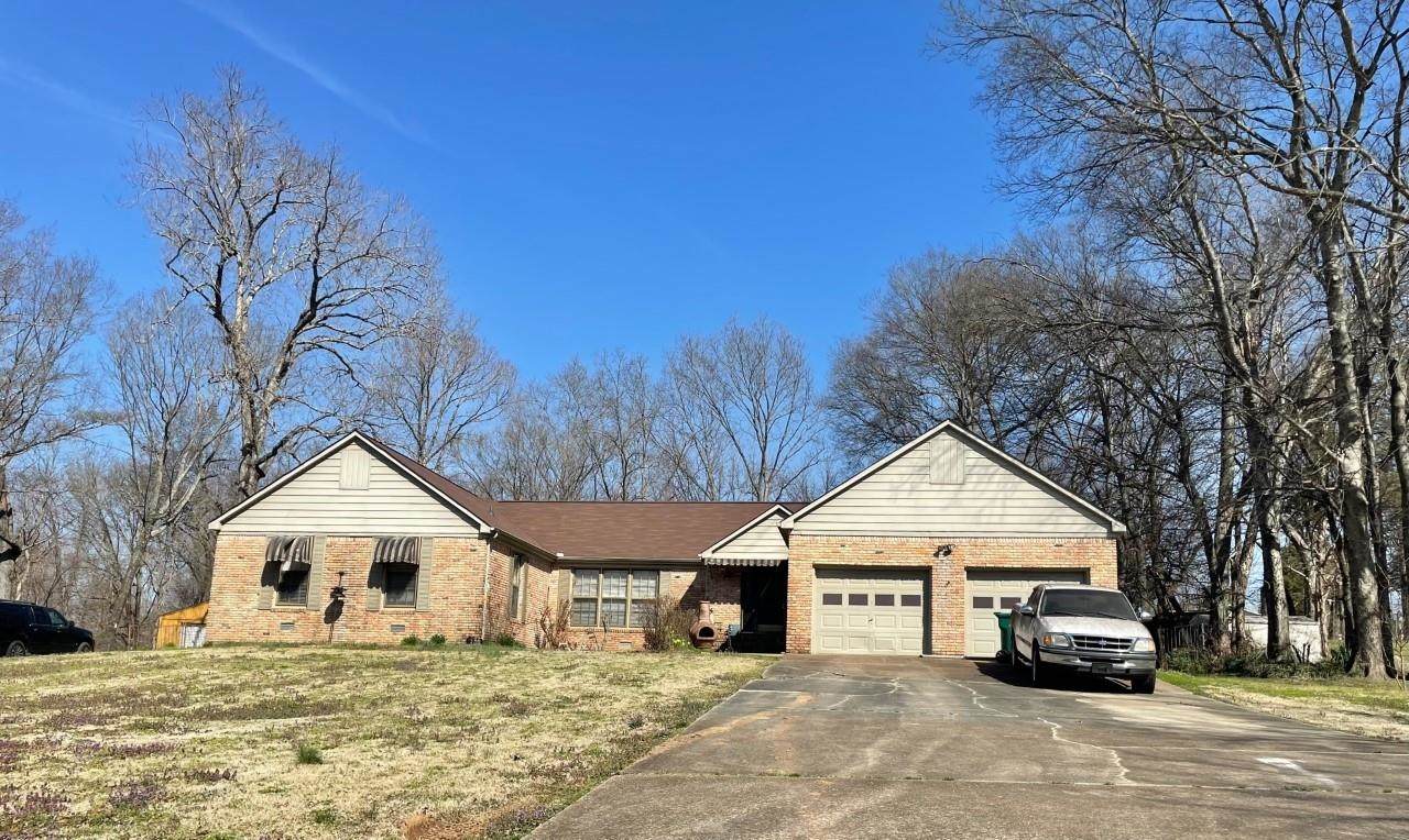 203 Fountain St - Photo 1