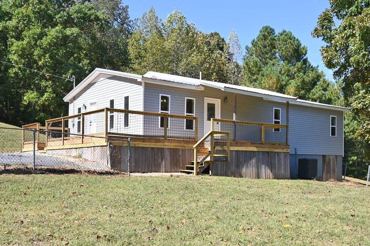 2484 Co Rd 587 - Photo 1