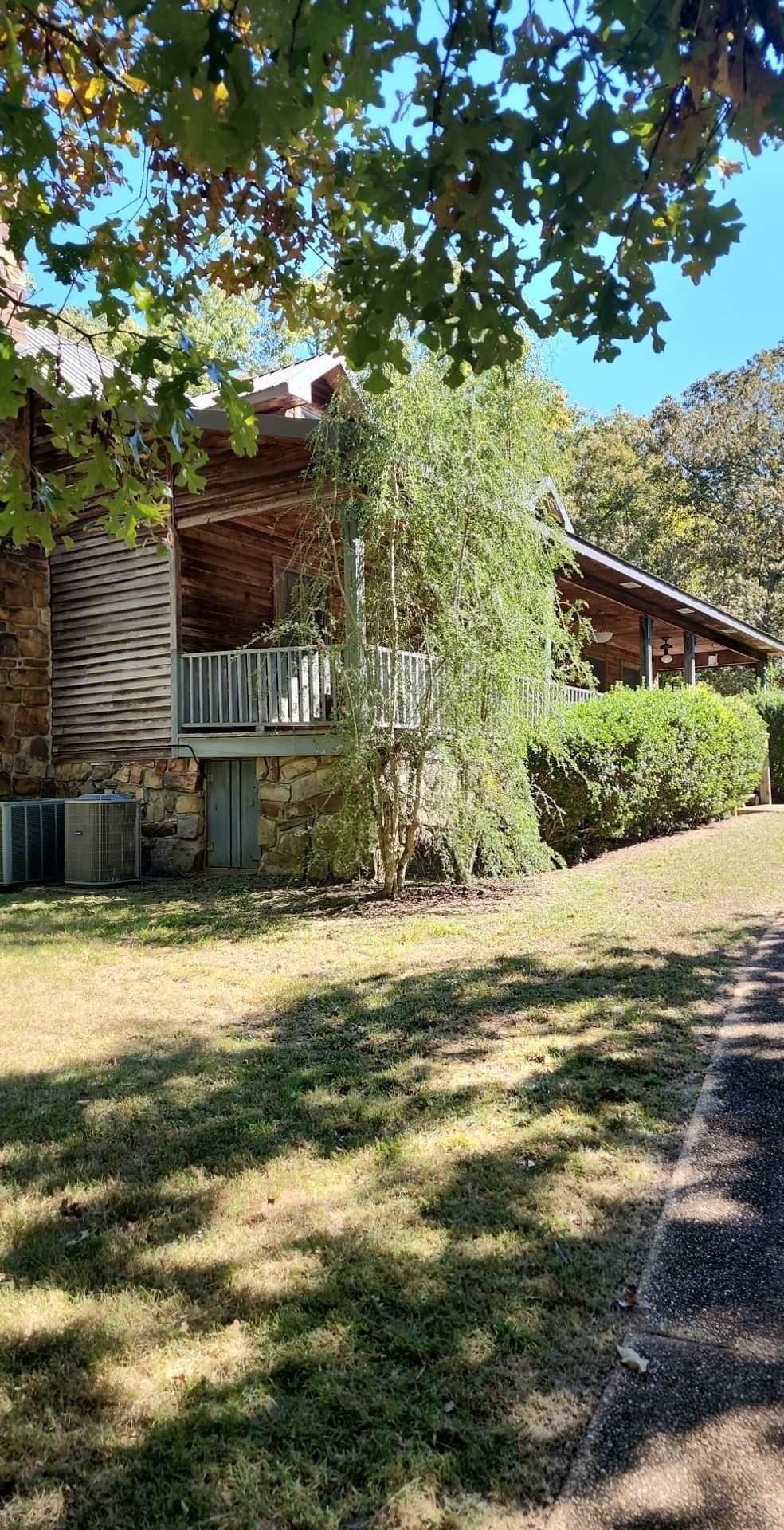 180 Northwood Dr - Photo 1
