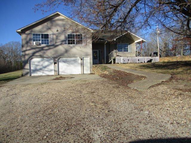 585 Lime Rock Rd - Photo 1