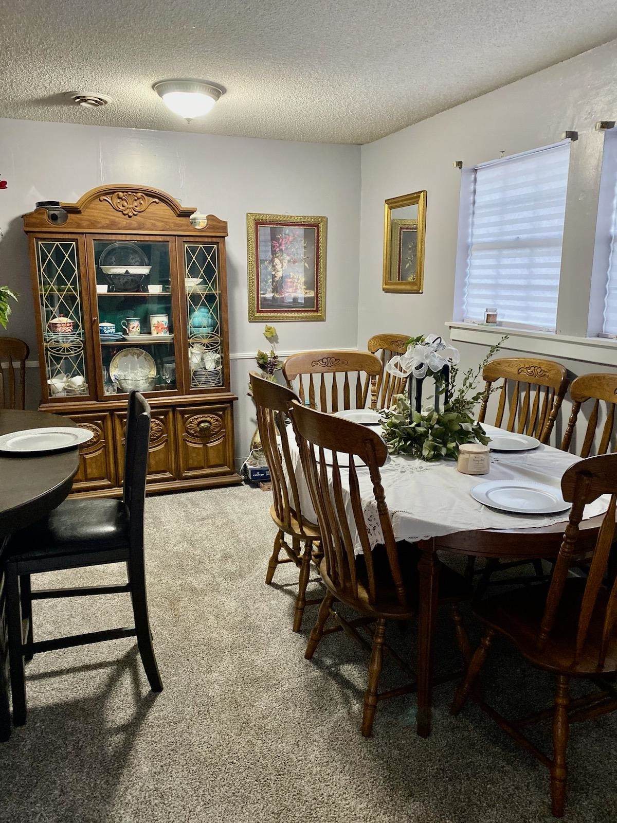 1400 Greenbrier Dr, Tuscumbia, AL 35674 (MLS 515486) MarMac Real Estate