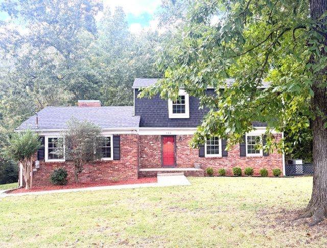 706 Pickwick St - Photo 1