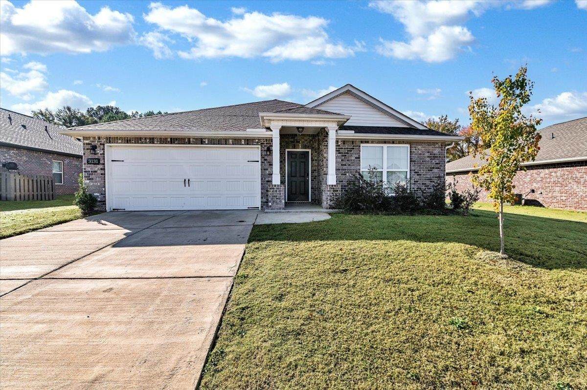 3131 Chestnut Dr - Photo 1