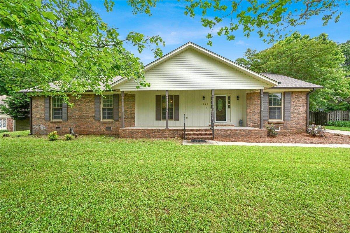 1629 Ridge St - Photo 1