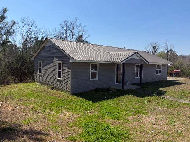 195 Oakdale Dr - Photo 1