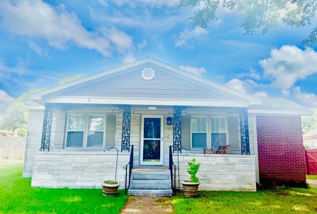 703 2nd St - Photo 1