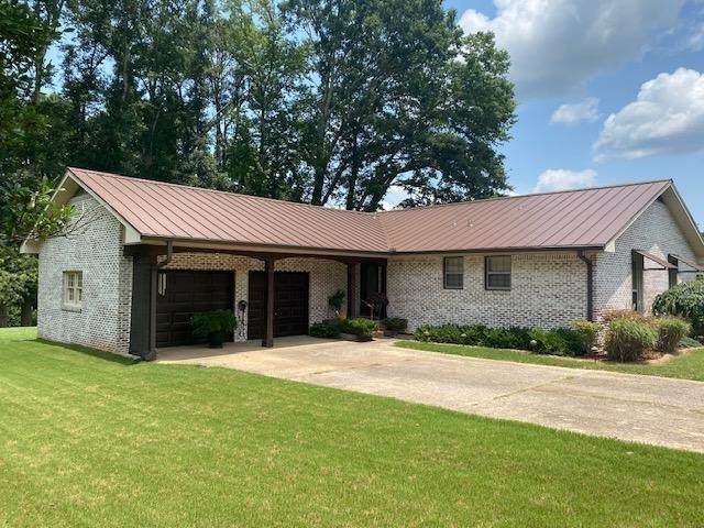 802 Rebel Dr - Photo 1