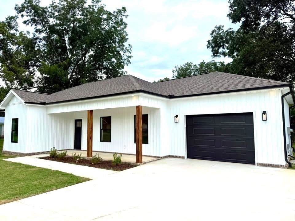 3408 Brush St - Photo 1
