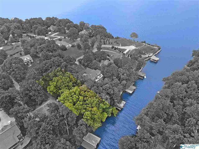 632 Ridgecliff Dr - Photo 1