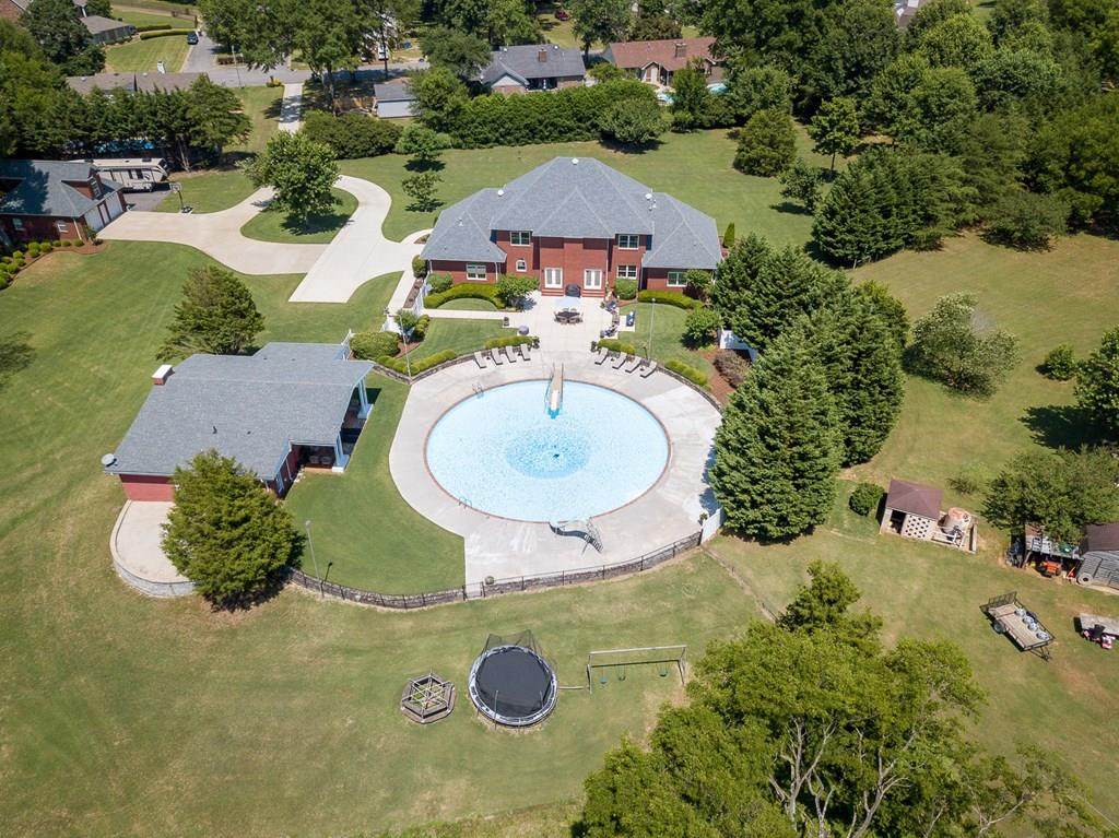 115 White Oak Ln - Photo 1