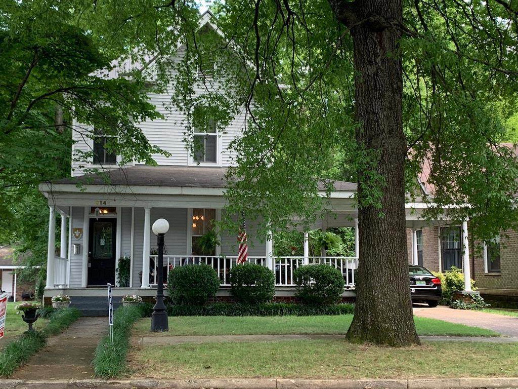 614 Poplar St N - Photo 1