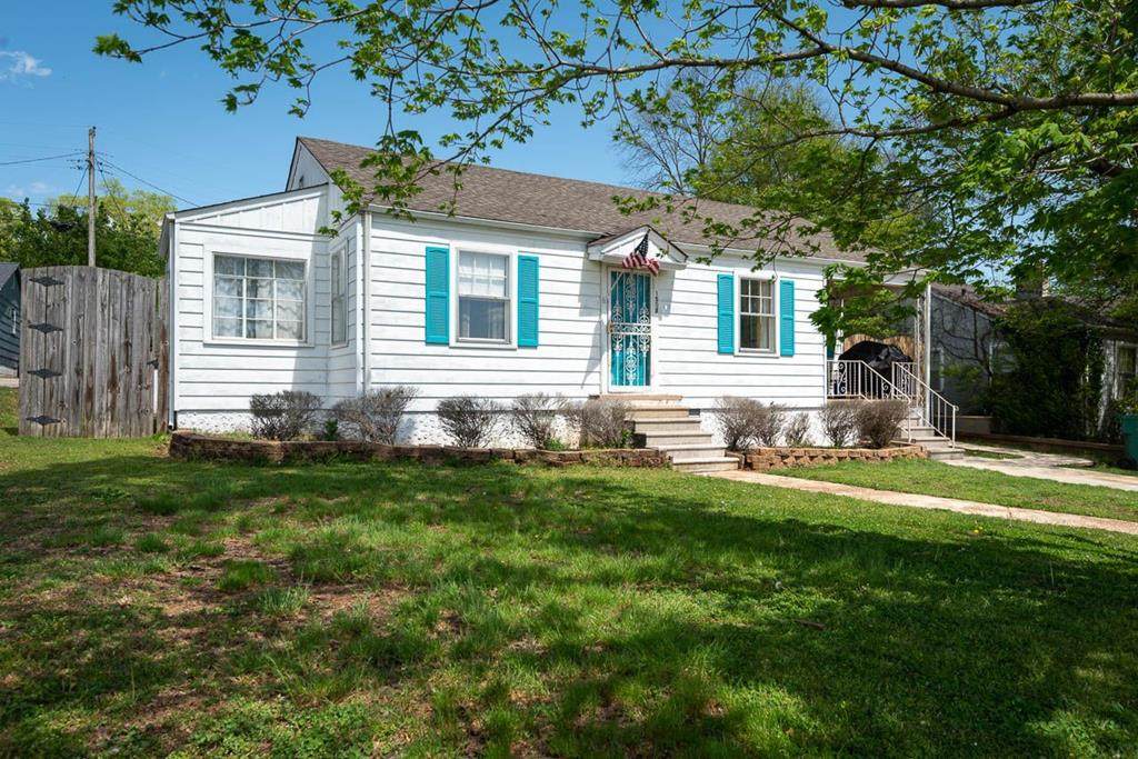 1508 29th St E - Photo 1