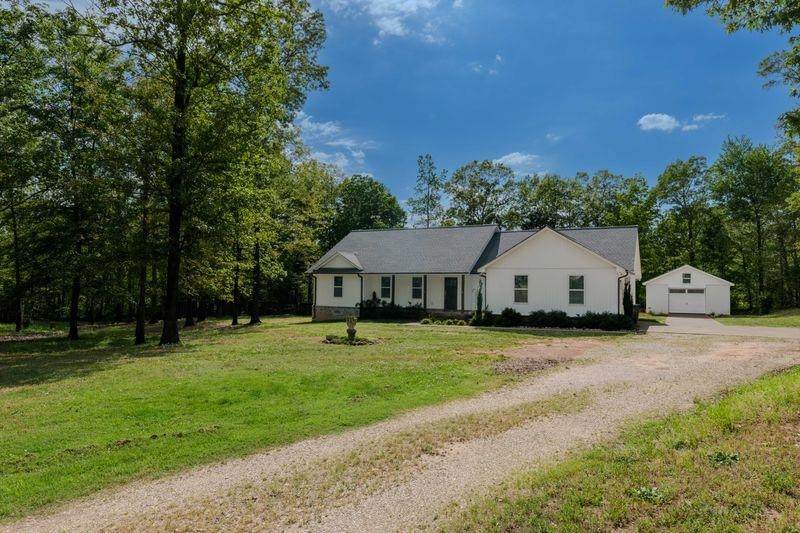 11977 Hwy 17 - Photo 1