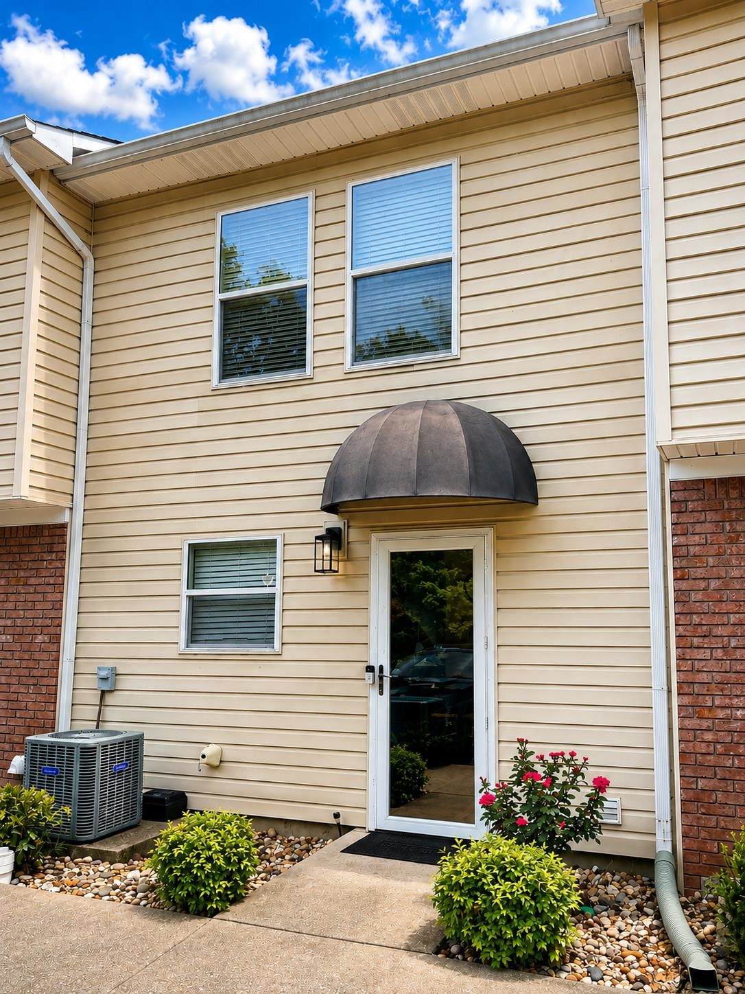 100 Riverview Way - Photo 1