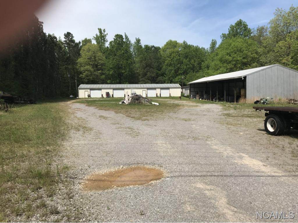 4040 Hwy 157 - Photo 1