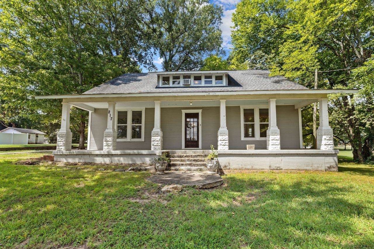 217 Bridge Rd - Photo 1