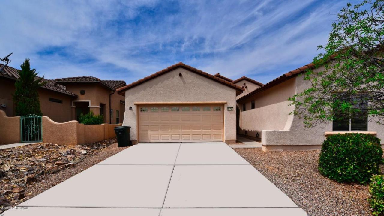922 Estancia Drive - Photo 1