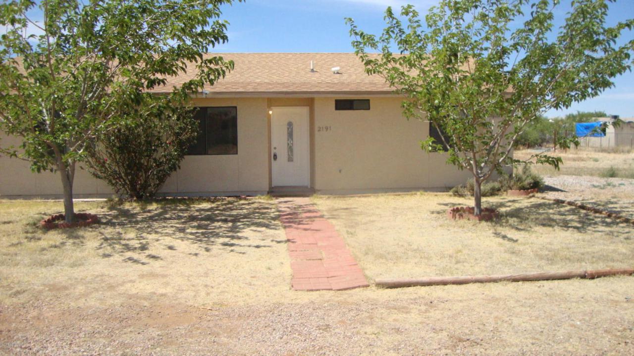 2191 Boxwood Lane - Photo 1