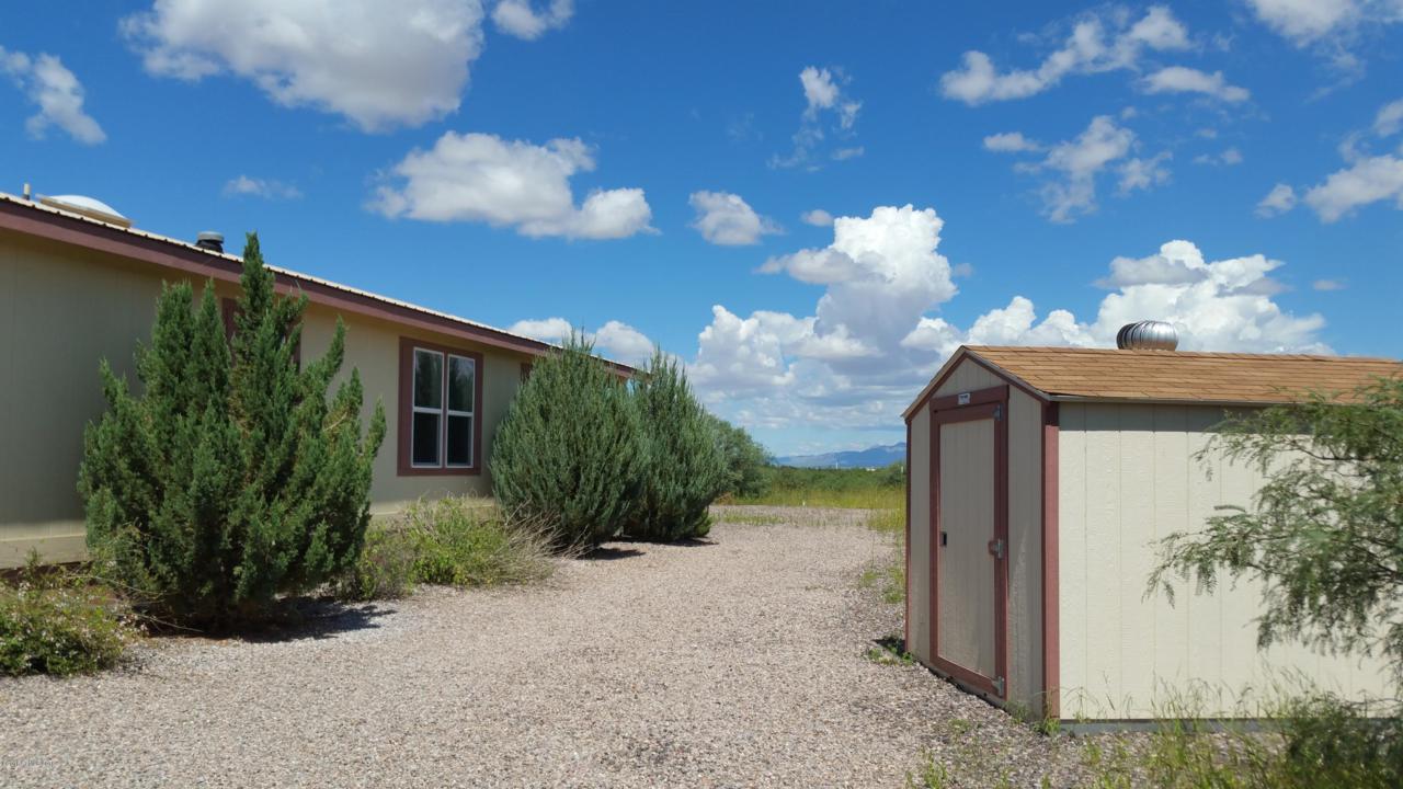 5020 Mockingbird Lane - Photo 1