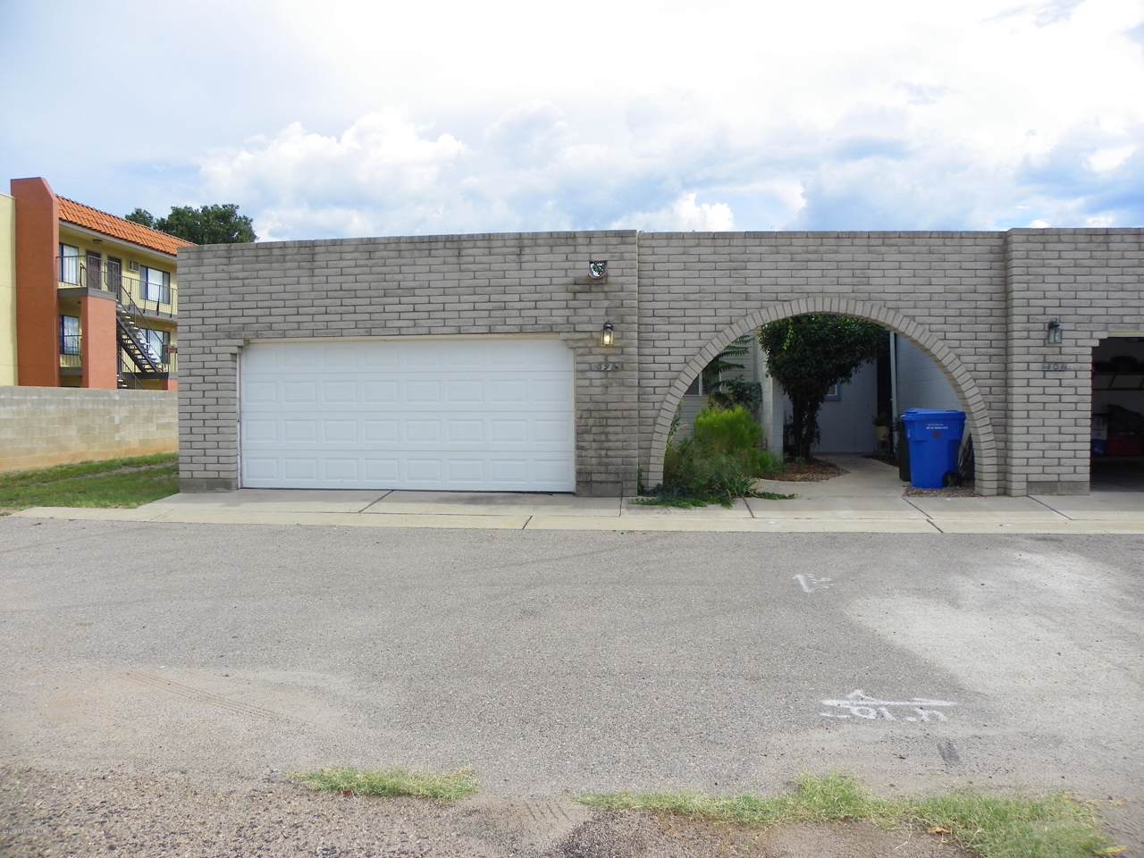 398 Magdalena Court - Photo 1
