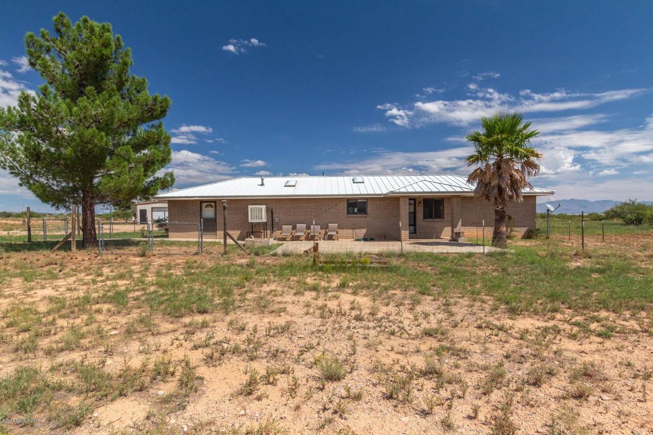 1598 Diamond Lane - Photo 1