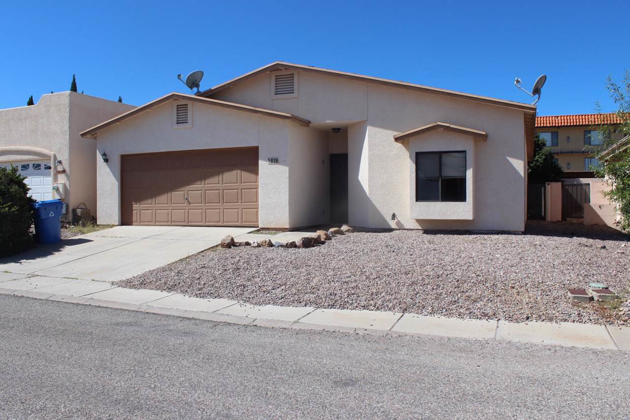 826 Four Winds Circle - Photo 1