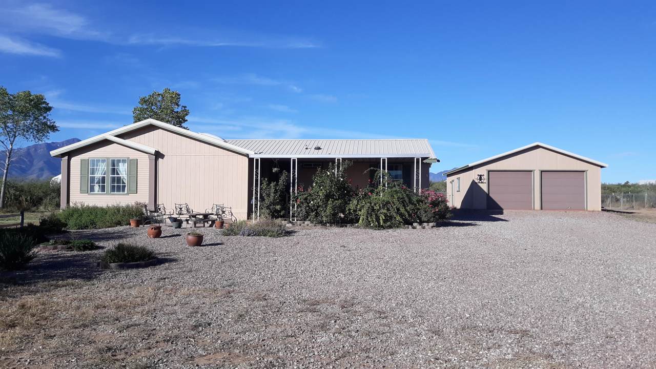 5322 Amanda Lane - Photo 1